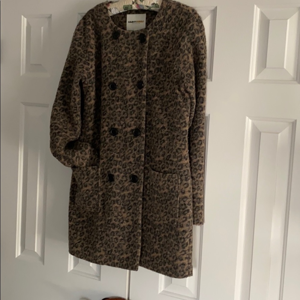 Double breasted animal print